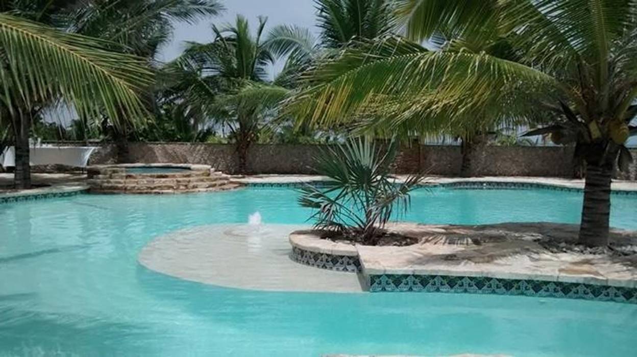 Casa de Playa en San Benito Yucatan Mexico homify Albercas infinity Concreto reforzado Casas de playa en Merida Yucatan