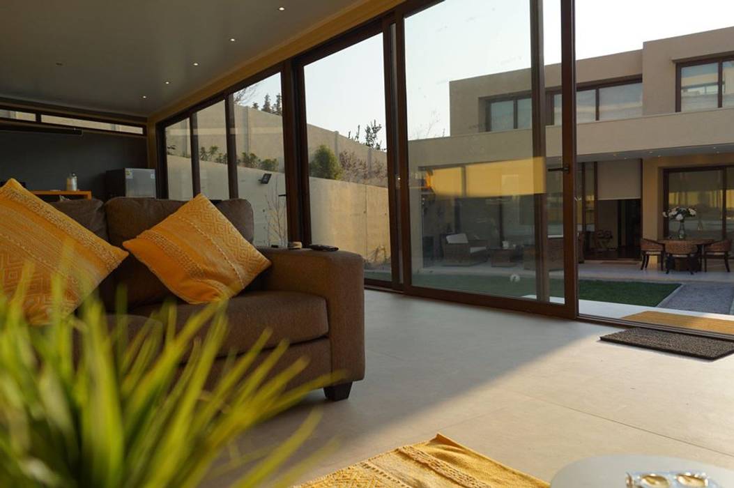 Pabellon balcones y terrazas mediterráneos de triptico diseño y