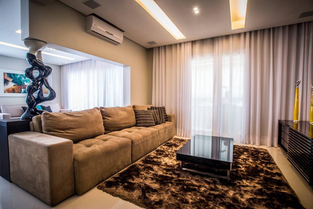 Home theater Lucia Navajas -Arquitetura & Interiores Salas de estar modernas