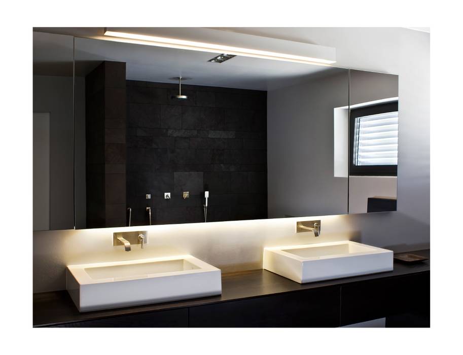 Aubergine Vivante Baños modernos bathroom,design,modern,bathtub,lights,renovation,remodeling,bad