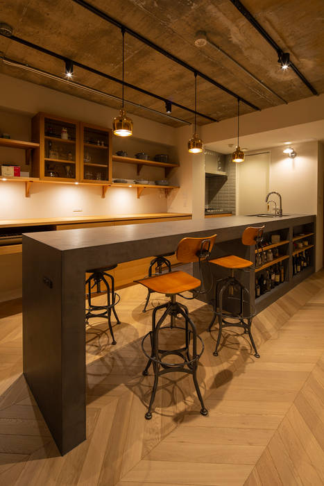 K-マンション リノベーション, イクスデザイン / iks design イクスデザイン / iks design Industrial style dining room Concrete