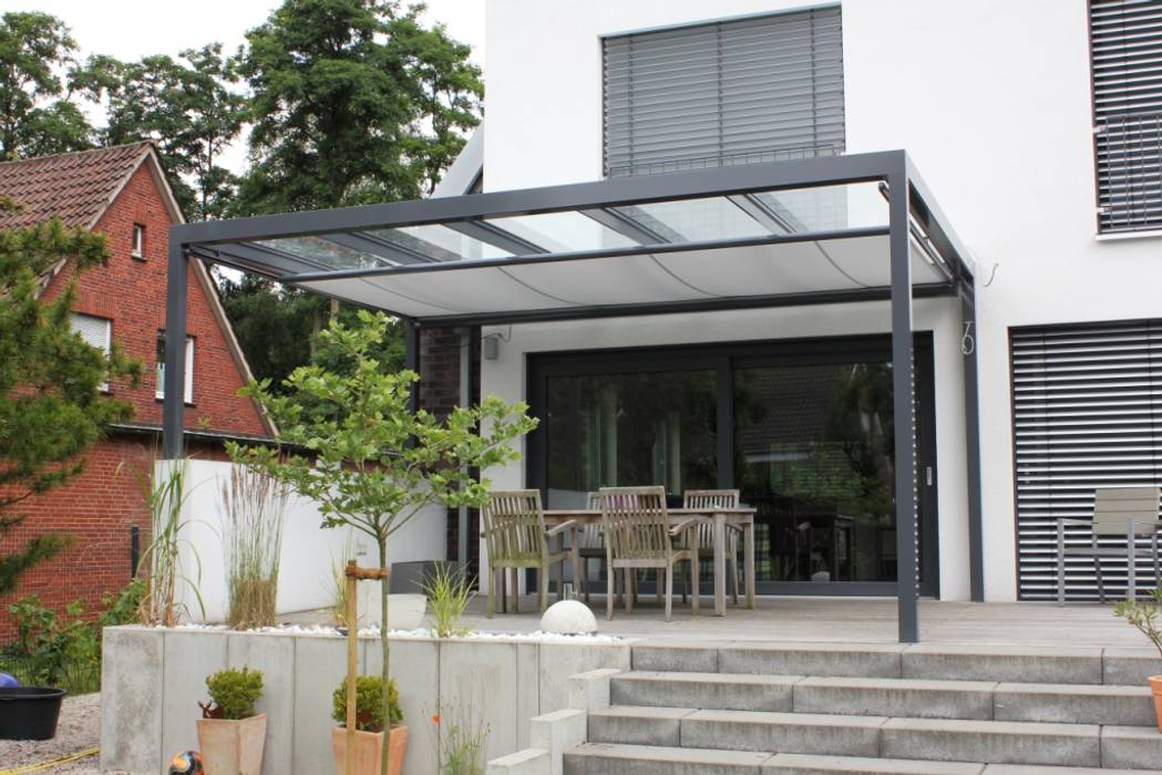 TERRASSENÜBERDACHUNG, REISMANN Metallbau REISMANN Metallbau Modern Terrace Aluminium/Zinc