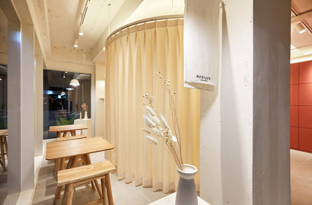 BAKING STUDIO MONIQUE, 원더러스트 원더러스트 餐廳