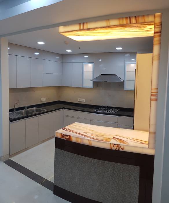 4 BHK residence , Esthetics Interior Esthetics Interior キッチン収納