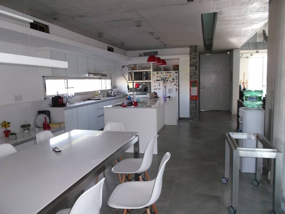 Casa en Barrio Cerrado, Grupo PZ Grupo PZ Modern kitchen