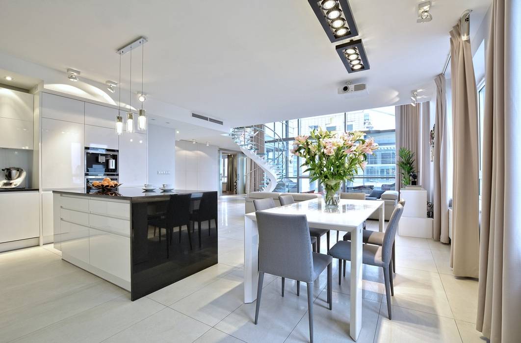HOME STAGING APARTAMENTU 220M² NA SPRZEDAŻ, Better Home Interior Design Better Home Interior Design Ruang Makan Modern