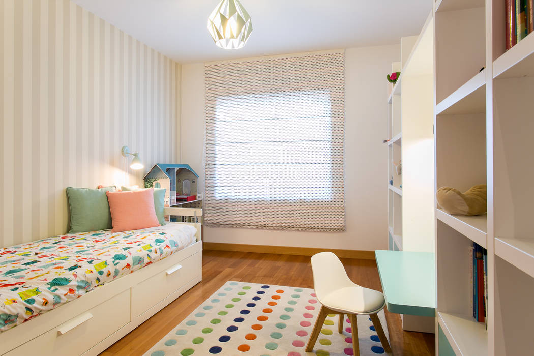 Apartamento t3 no centro de lisboa, Traço Magenta - Design de Interiores Traço Magenta - Design de Interiores ห้องนอนเด็ก