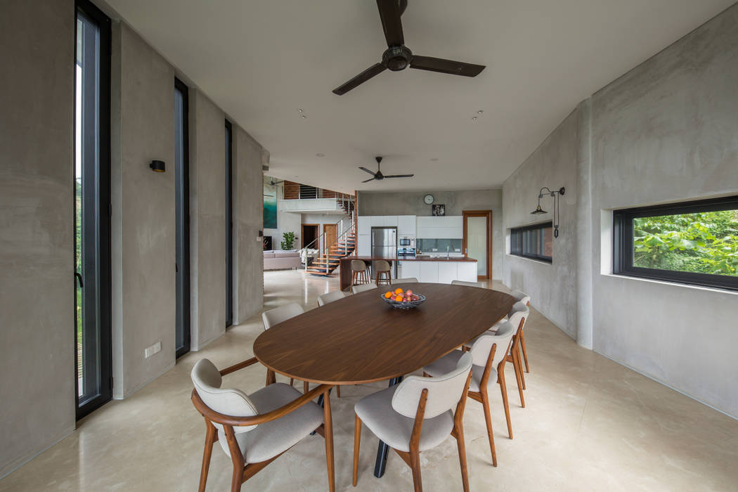 Dining Room MJ Kanny Architect Tropical style dining room dining