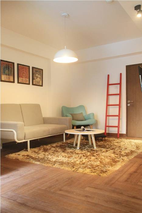 1+1 Apartment, Arkitekt Studio Arkitekt Studio Ruang Keluarga Gaya Skandinavia Multicolored