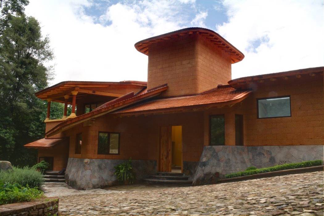 Rancho La Paz, TR arquitectos TR arquitectos Будинки Цегла