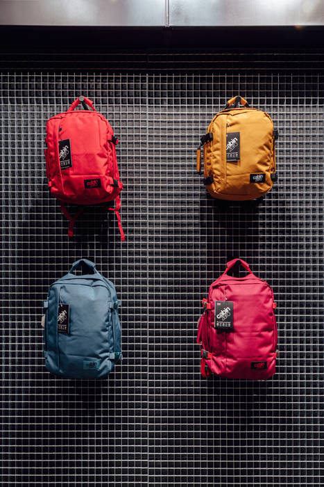 CATBAG concept store of urban backpacks - Displays Studioapart Interior & Product design Barcelona Commercial spaces Iron/Steel Offices & stores