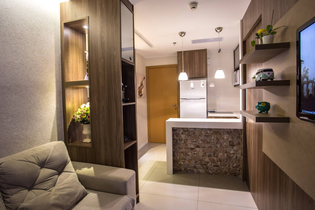 Vista sala para cozinha Marcelle de Castro - arquitetura|interiores Salas de estar modernas