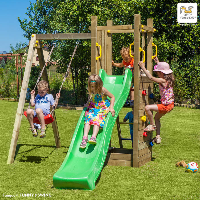 Parco Giochi da esterno in legno per Bambini FUNGOO, ONLYWOOD ONLYWOOD Jardines de estilo clásico Madera Acabado en madera Columpios y zonas de juego