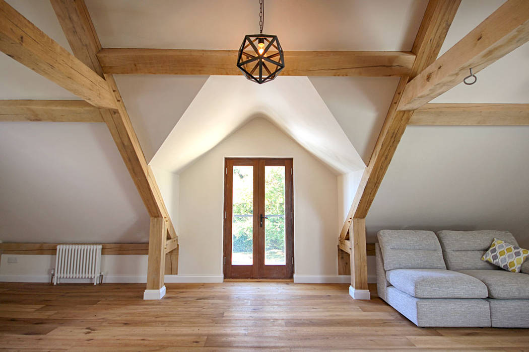 Room Above Outbuilding Interior The Classic Barn Company Garajes de estilo clásico Room Above Outbuilding, Outbuilding with Room Above, Room Above, Outbuilding with Accommodation