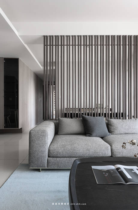 living area 湜湜空間設計 现代客厅設計點子、靈感 & 圖片 木頭 Wood effect