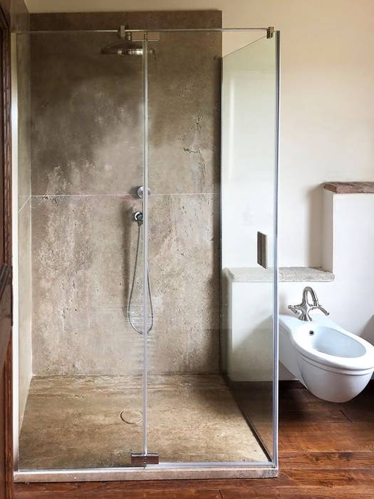 Bagno padronale in villa , AISI Design srl AISI Design srl Minimalist bathroom Bathtubs & showers