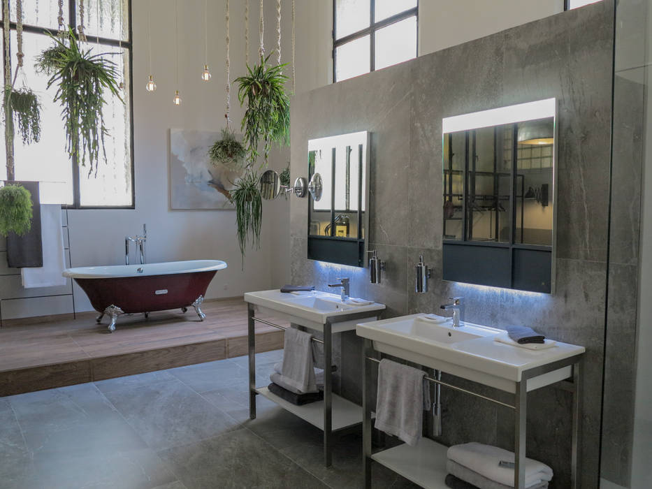 zona de aseo doble David Rius Serra Baños de estilo industrial lavabo lavamanos pica espejo doble ceramica mueble