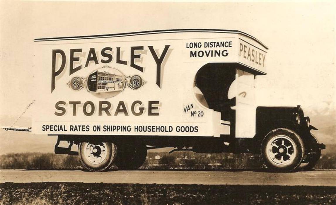 Peasley Moving & Storage, Peasley Moving & Storage Peasley Moving & Storage Comedores de estilo clásico