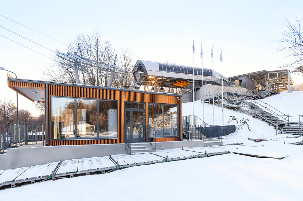 Средняя станция "Воробьевы горы", Alpbau Alpbau Дома в стиле лофт Дерево Эффект древесины