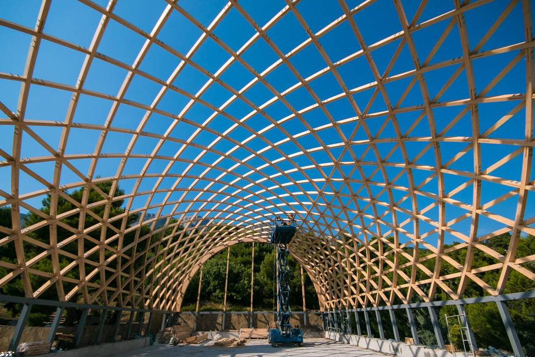 Теннисный корт в Ялте, Alpbau Alpbau Roof Wood Wood effect