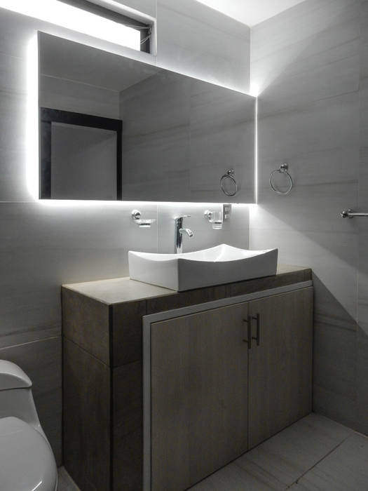 BAÑO PROYECTO RINCONADA BA ARQUITECTURA Y CONSTRUCCIÓN Baños minimalistas San Luis Potosí, SLP