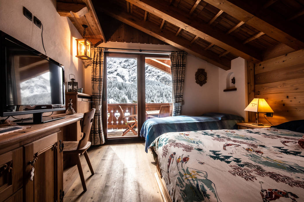 Bed & Breakfast "Chalet Solder" a Sappada (UD), Roberto Pedi Fotografo Roberto Pedi Fotografo Commercial spaces Hotels