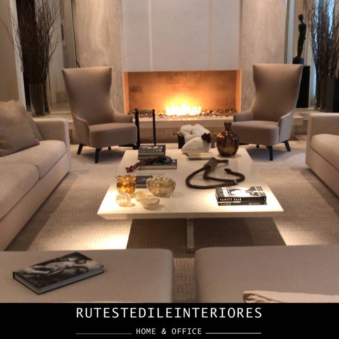 Projeto na Art Basel - Miami, RUTE STEDILE INTERIORES RUTE STEDILE INTERIORES Modern living room