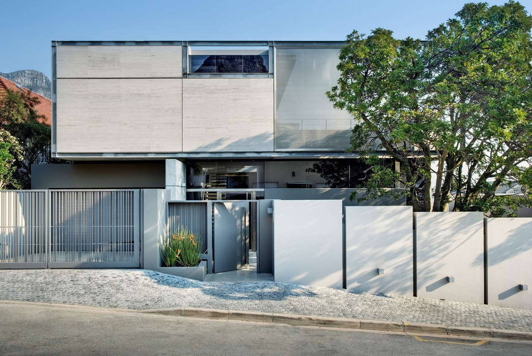 HOUSE VAN KAMP | CAMPS BAY, Wright Architects Wright Architects Casa unifamiliare Cemento