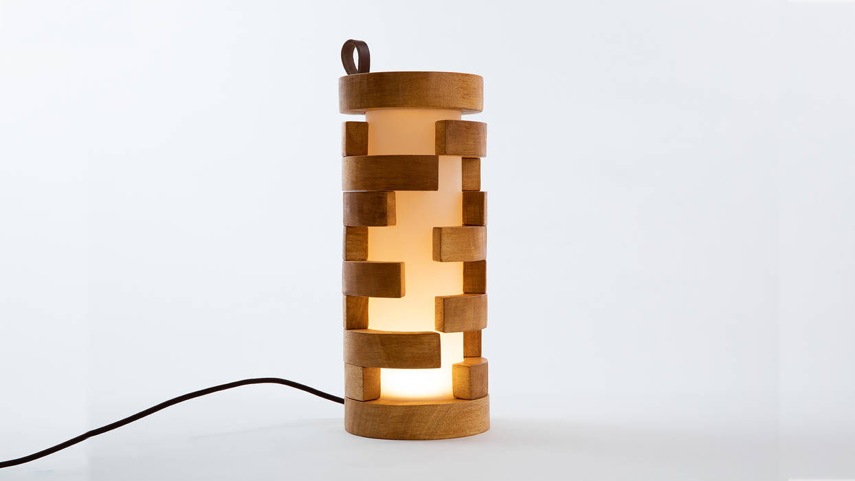 LAYER - Lampada da tavolo, brArtdesign brArtdesign Living room Lighting