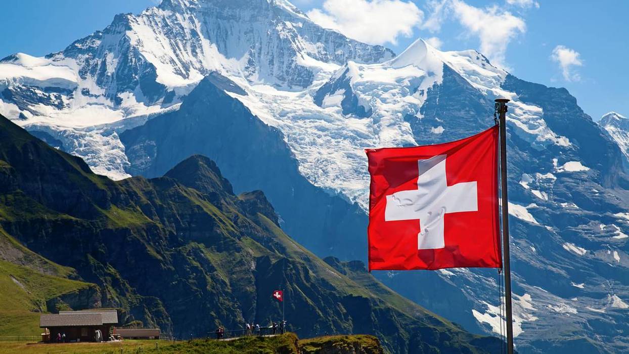Umzug in die Schweiz - Das müssen Sie beachten, QSW QSW Roof