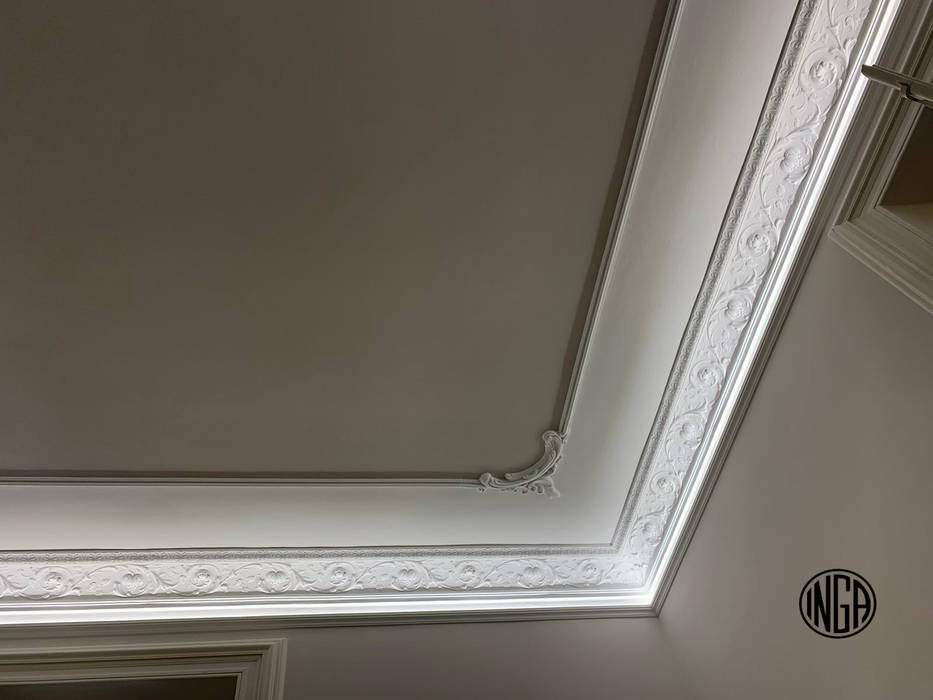 CORNICE COPRILED. INGA Sala da pranzo in stile classico copriled,stucchi decorativi in gesso , cornici in gesso , fregi in gesso , boiserie in gesso , modanature in gesso