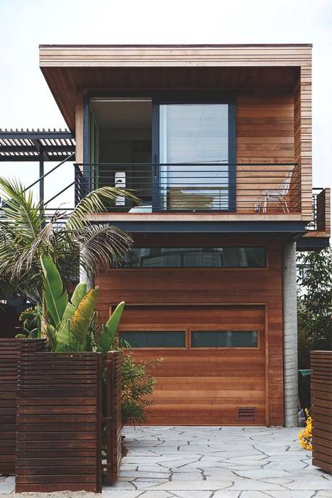 Casa fatta con containers navali., Green Living Ltd Green Living Ltd Prefabricated Home