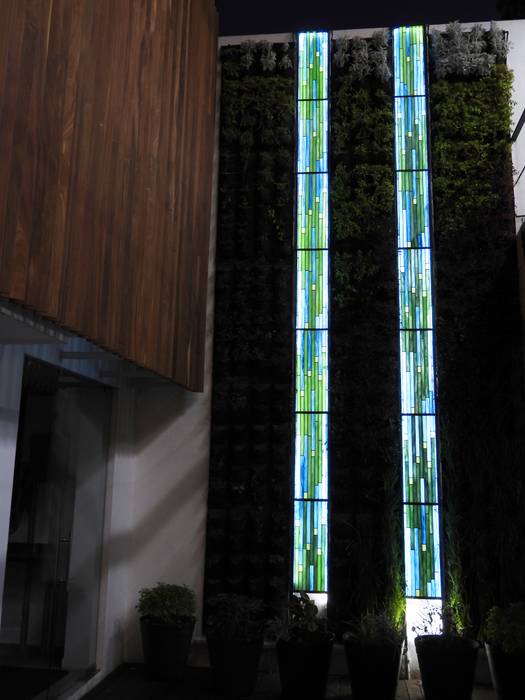 Muro verde y Vitral, MKVidrio MKVidrio Modern terrace Glass
