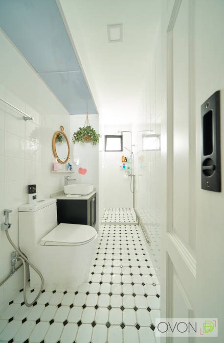 Bedok Reservoir Rd, Ovon Design Ovon Design Modern bathroom