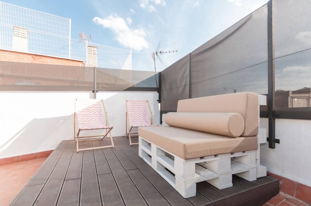 Terraza Renova-T Balcones y terrazas de estilo moderno Madera Acabado en madera