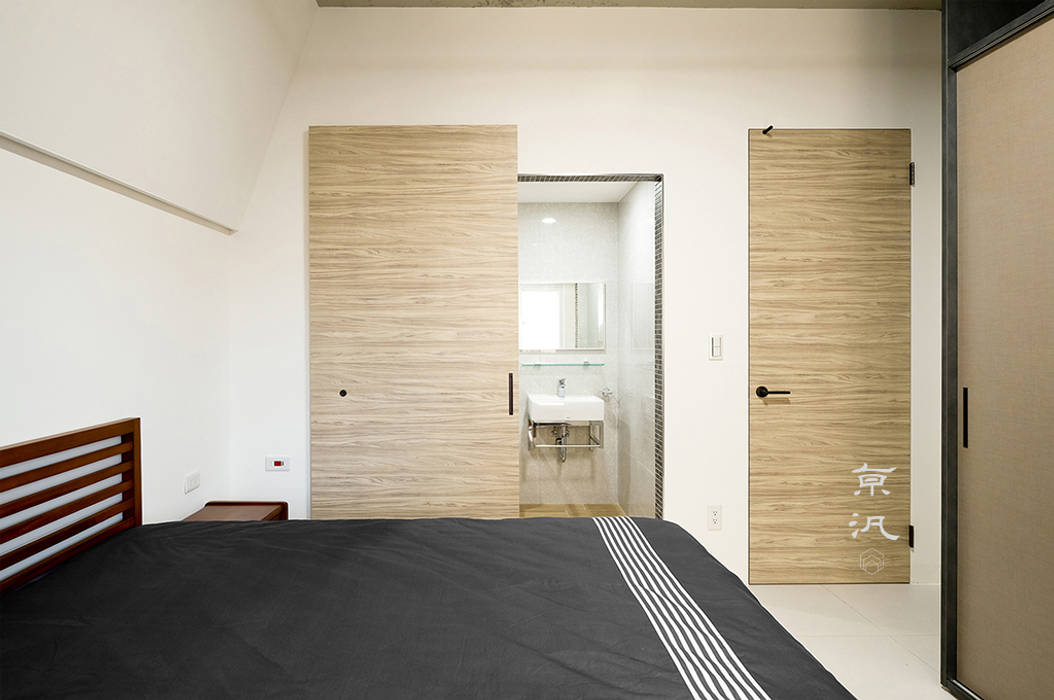 Cの家, 京汎空間設計 京汎空間設計 現代浴室設計點子、靈感&圖片 洗手台