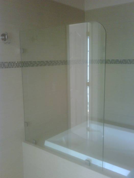 CANCELES PARA BAÑO , Merkalum Merkalum 現代浴室設計點子、靈感&圖片 玻璃