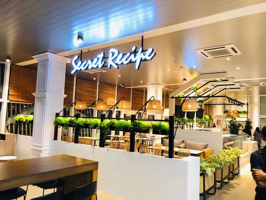 Secret Recipe Cakes & Cafe Maldives Airport, A.I. Advance Interior Sdn Bhd A.I. Advance Interior Sdn Bhd Commercial spaces Airports