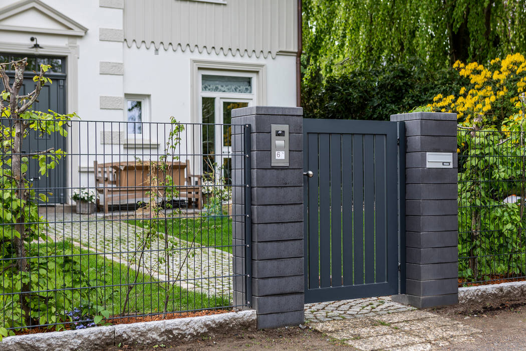 Modell Sylt, Nordzaun Zäune - Tore - Sicherheit, Inh. Dipl. Ing (FH) Torben Suhr Nordzaun Zäune - Tore - Sicherheit, Inh. Dipl. Ing (FH) Torben Suhr Front yard Aluminium/Zinc