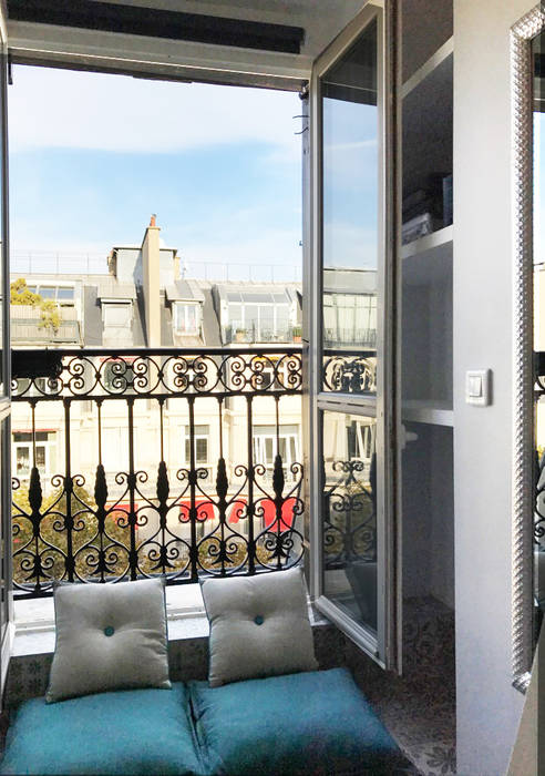 Paris VII, VS ARCHITECTURE D'INTERIEUR VS ARCHITECTURE D'INTERIEUR Modern style balcony, porch & terrace