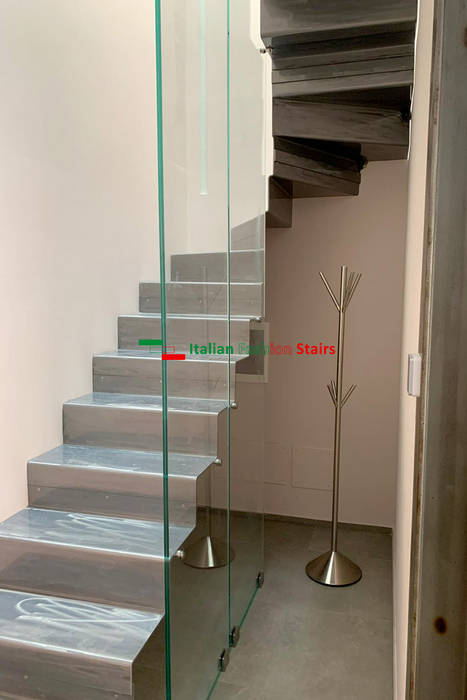 Scala a nastro Mod.Onda Metal B-E-Glass, Italian Fashion Stairs Italian Fashion Stairs Tangga