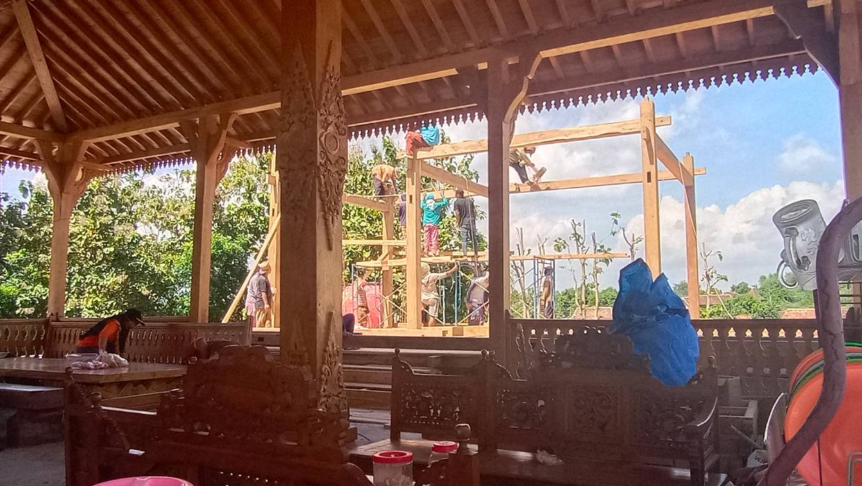 Rumah joglo dan limas jawa Jati mulya indah Ruang Komersial Kayu Wood effect Rumah joglo Jawa,Ruang Komersial