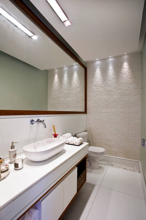 Banheiro Da Area De Lazer E Piscina Fernanda Salles Arquitetura Banheiros Tropicais Homify