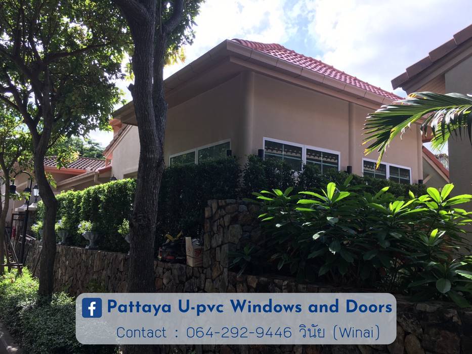 หมู่บ้าน Silk Road Place Pattaya พัทยาตะวันออก บ้านสไตล์เมดิเตอร์เนียน ติดตั้งประตูหน้าต่าง UPVC คุณภาพสูง, โรงงาน พัทยา กระจก ยูพีวีซี Pattaya UPVC Windows & Doors โรงงาน พัทยา กระจก ยูพีวีซี Pattaya UPVC Windows & Doors uPVC windows Plastic