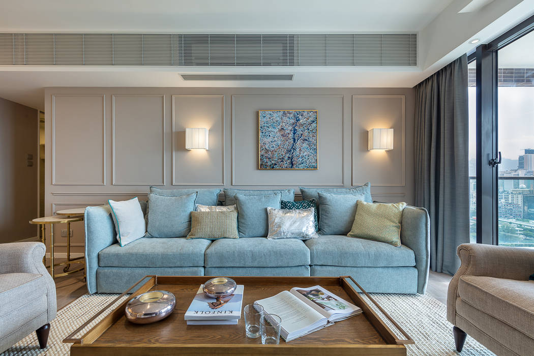 Sense of Romance - Wylie Court, Hong Kong, Grande Interior Design Grande Interior Design Classic style living room Table,Couch,Furniture,Property,Azure,Shade,Wood,Interior design,Building,Floor