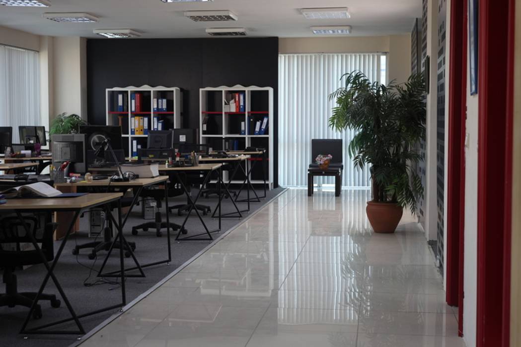 Kurumsal Açık Ofis Projesi, LAMONETA DESIGN & PRODUCTION LAMONETA DESIGN & PRODUCTION Floors Ceramic