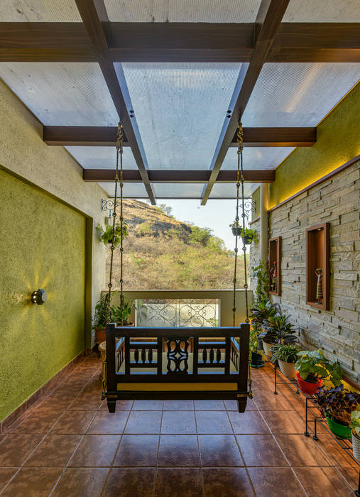 Patil Residence, Corelate. Architecture | Interior Design Corelate. Architecture | Interior Design Balkon Fliesen