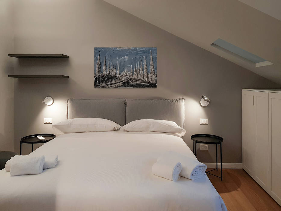 Mansarda in Milano, Magenta - Airbnb - 70mq, Bongio Valentina Bongio Valentina Dormitorios de estilo moderno