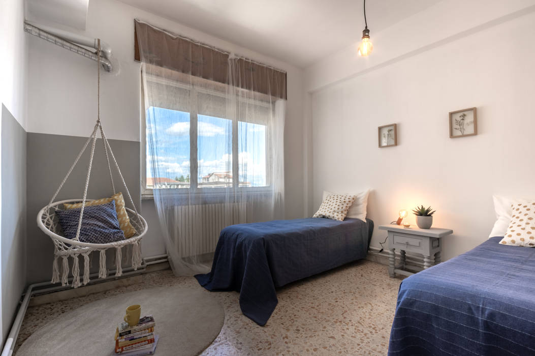 Primavera Contemporanea Sentirsi a Casa - Home Staging Stanza dei bambini moderna