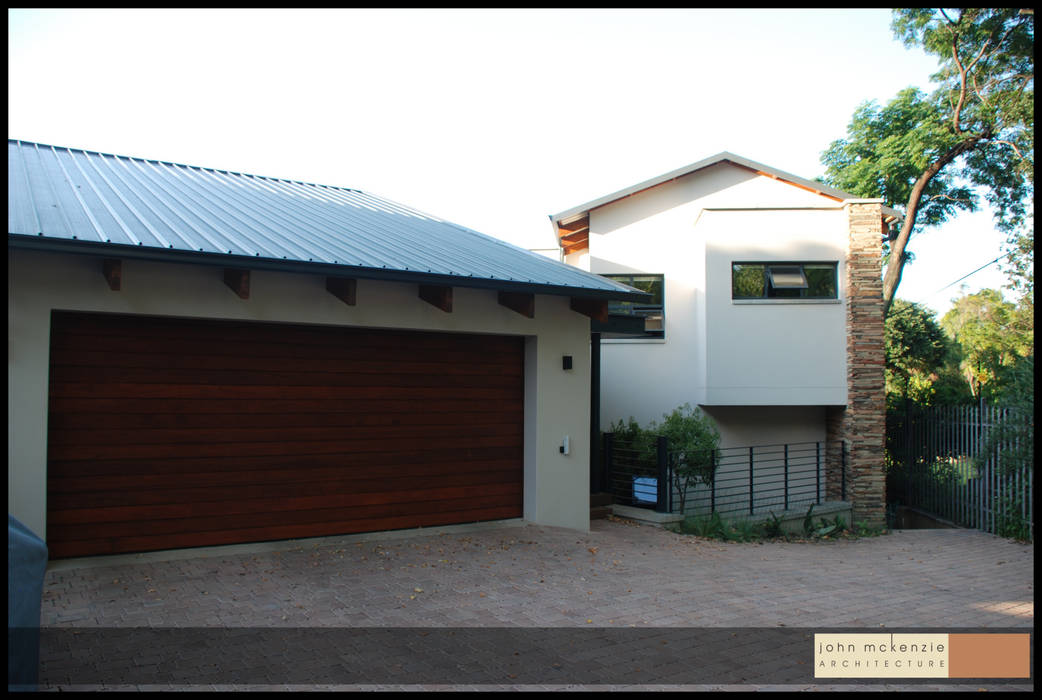 House Steeneveldt, John McKenzie Architecture John McKenzie Architecture Detached home